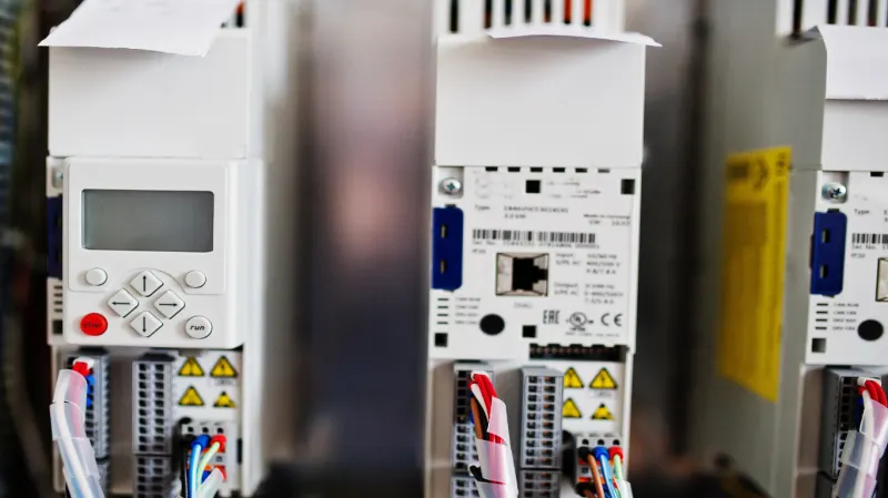 ELECTRICAL COMPONENTS IN MACHINERY (ELEE006PO)